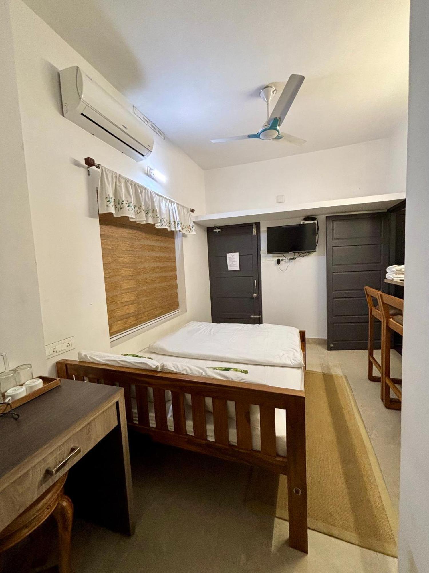 Gloria Homestay ,Thrissur Exterior photo